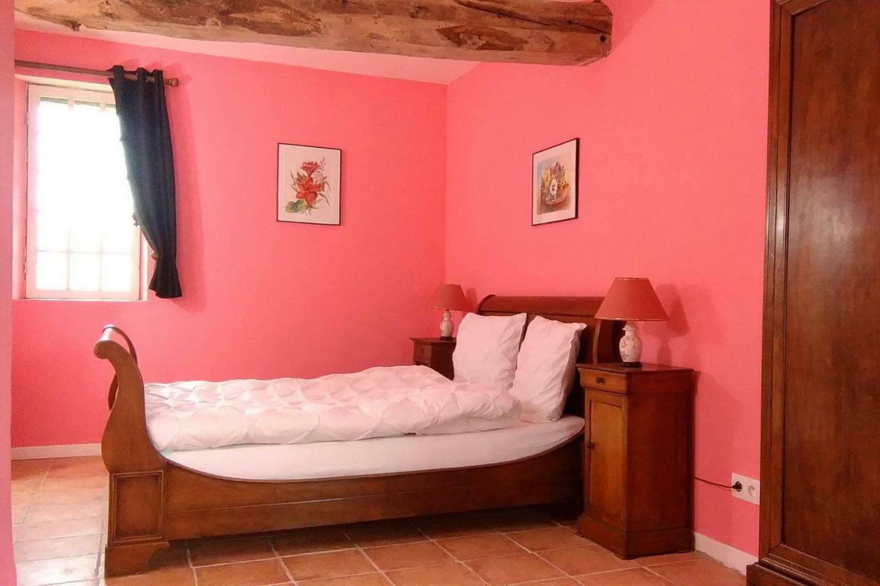 Le Douitel Bed & Breakfast Roncey Luaran gambar